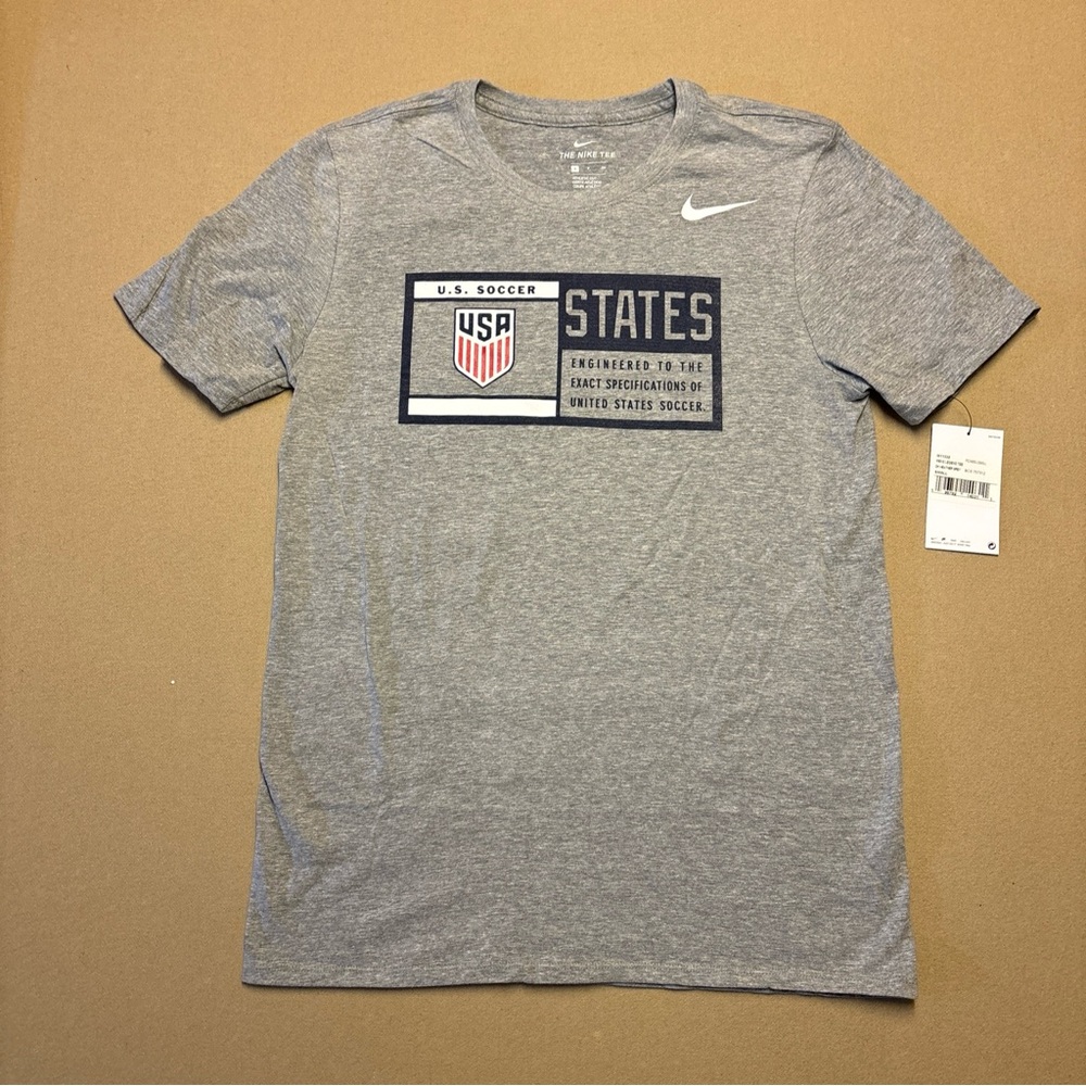 New Nike Team USA U.S. Soccer USMNT Swoosh T-Shirt Sz S or M Tee - Picture 4 of 9